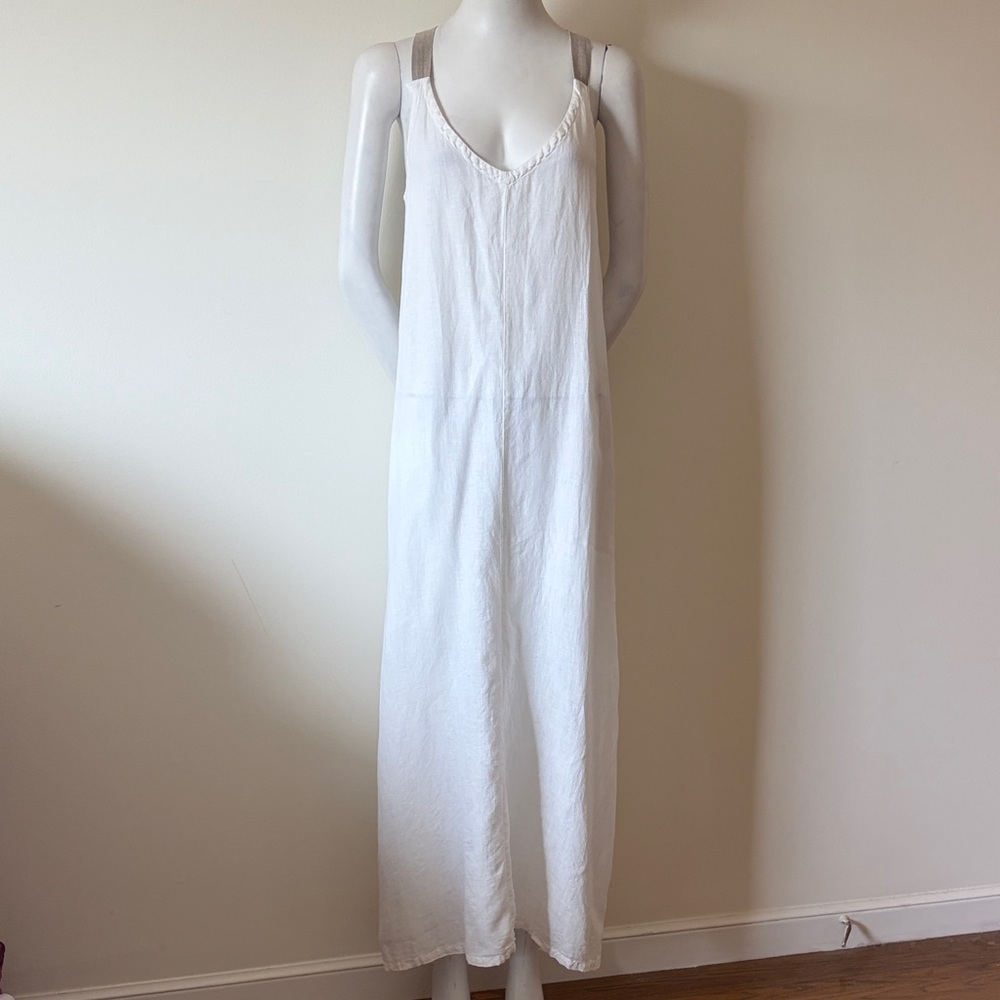Velia Sierra White Lenin Cross Back Maxi Dress Size M